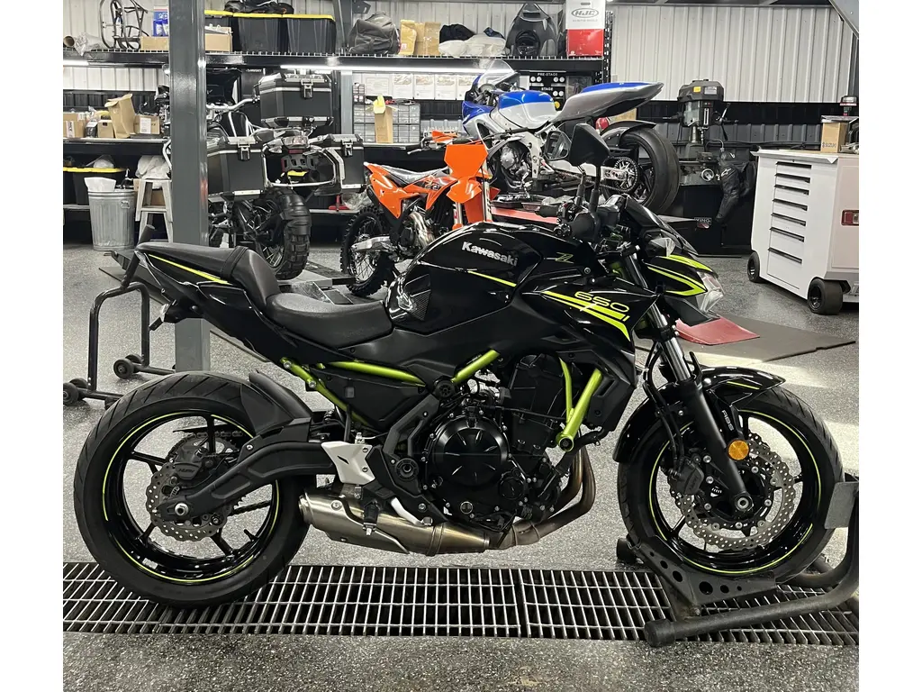 Kawasaki ER650 2020