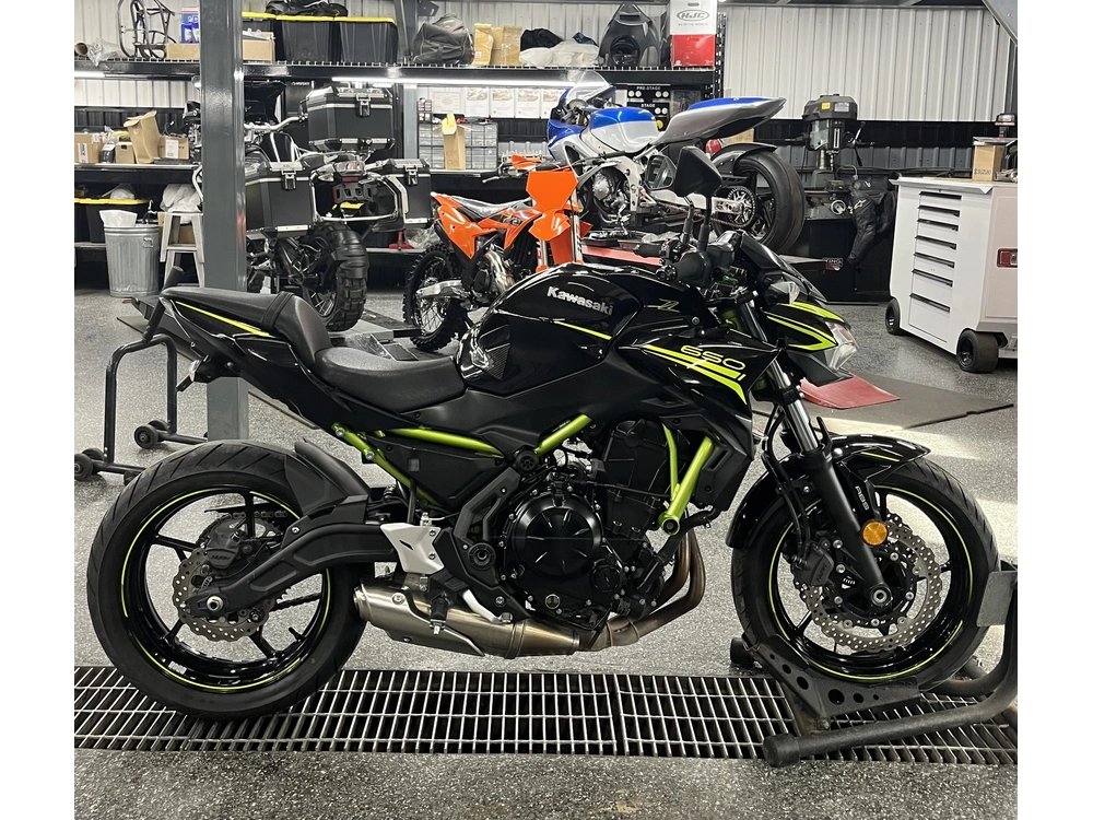 Kawasaki Er650 2020 alt