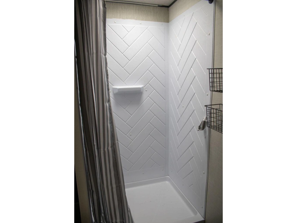 2025 Forest River Ozark 2690bhl-98 alt