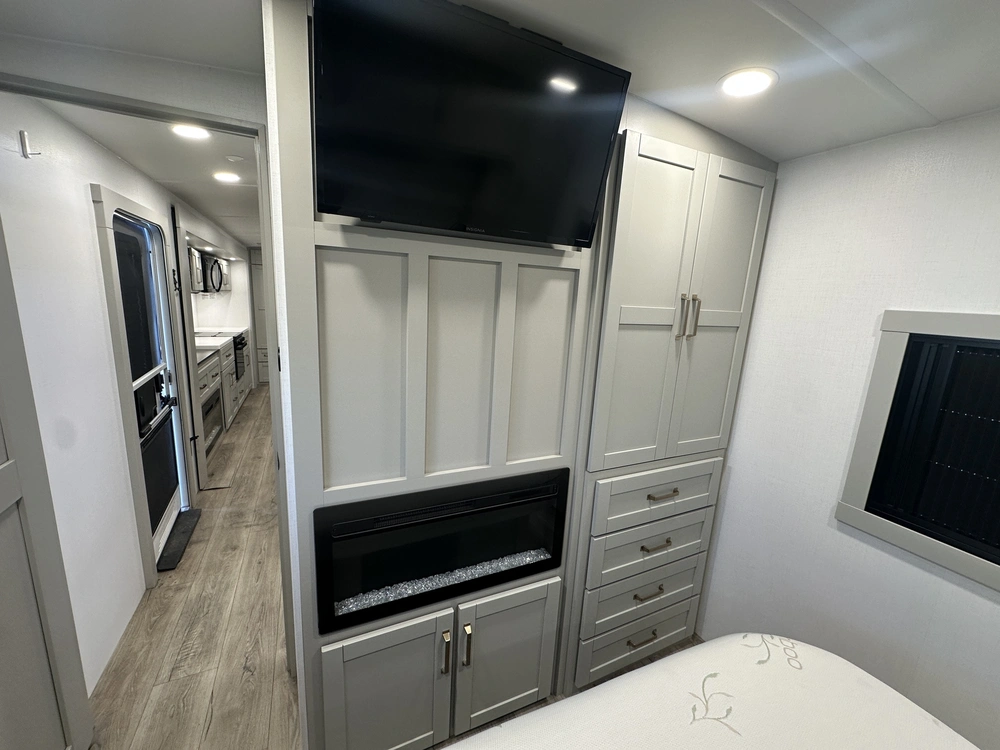 Brinkley Rv Z-air 285 2025 alt