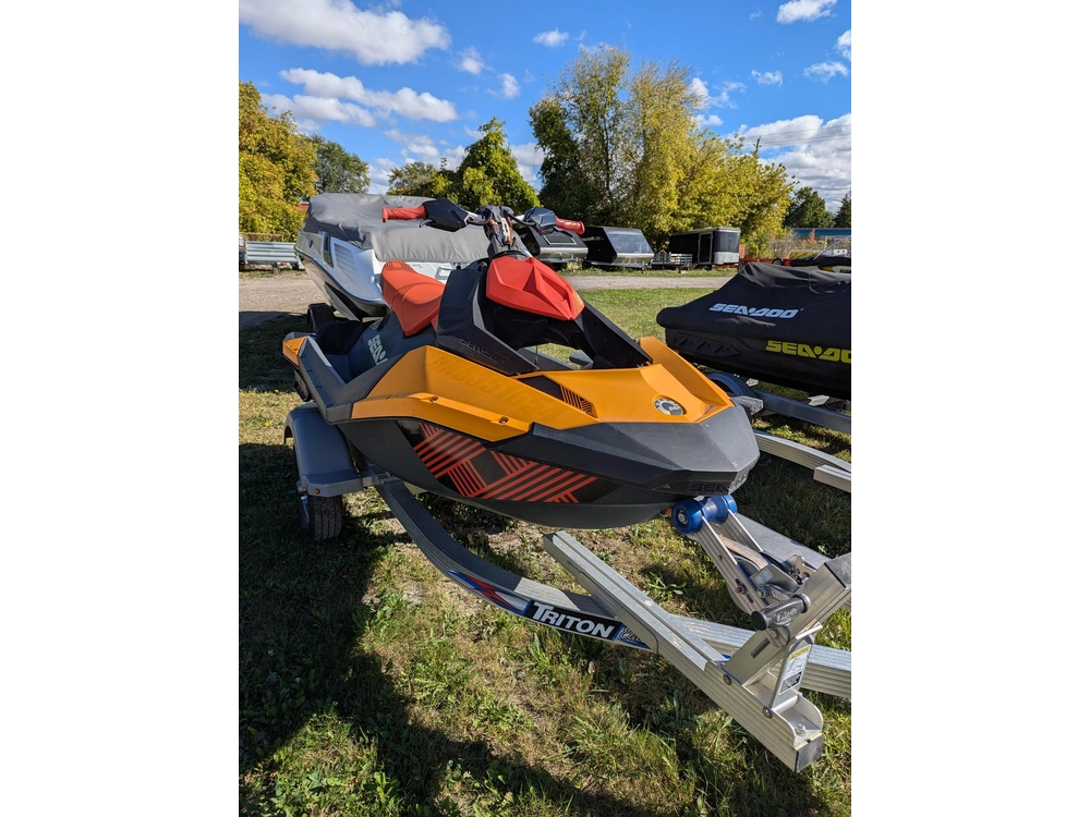 2018 Sea-doo Spark Trixx 3up alt