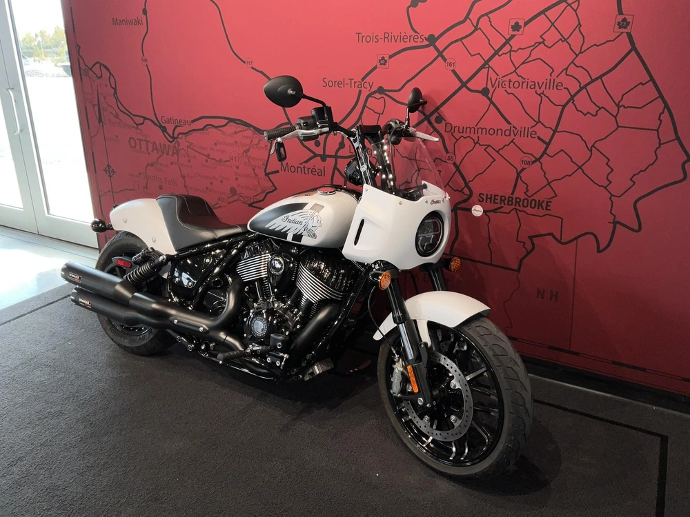 2024 Indian Motorcycle Sport Chief alt