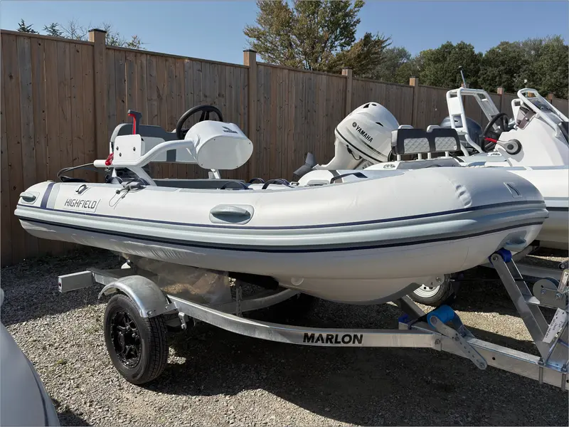 2023 Highfield CL360