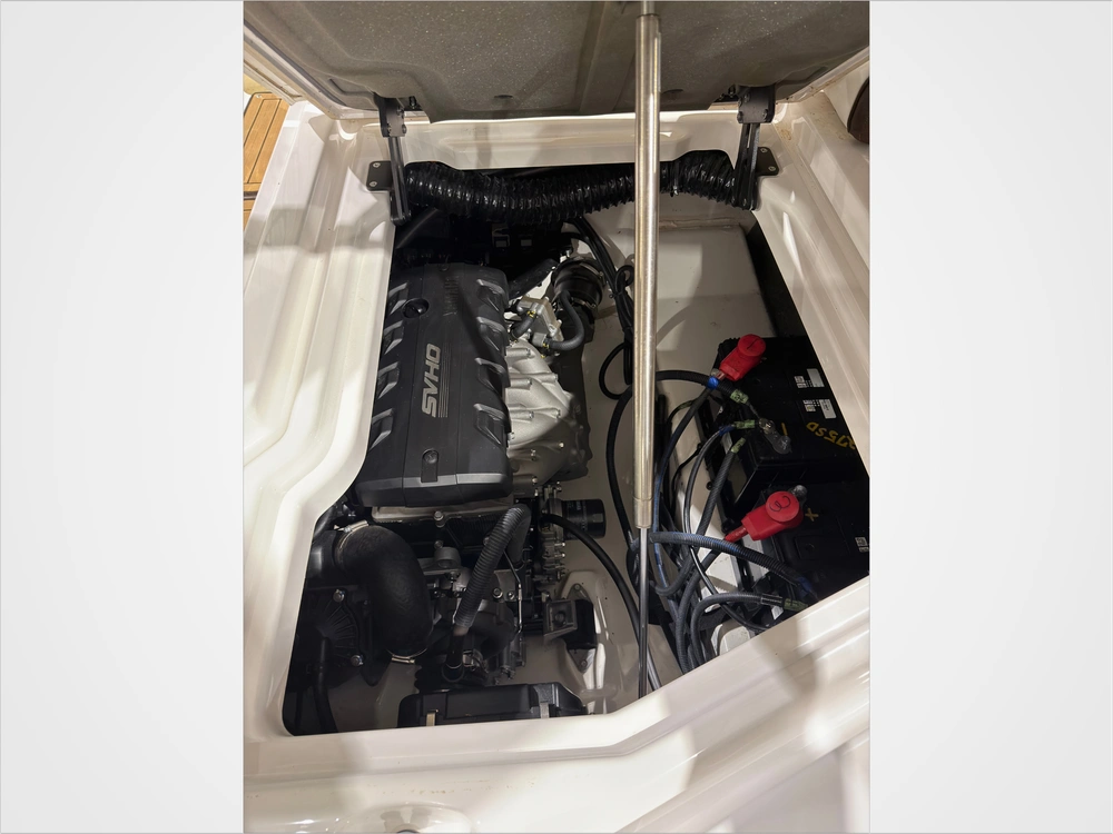 2021 Yamaha 275sd alt