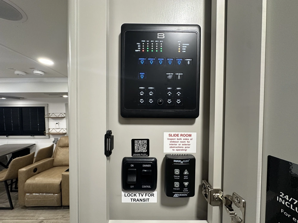 Brinkley Rv Z-air 285 2025 alt