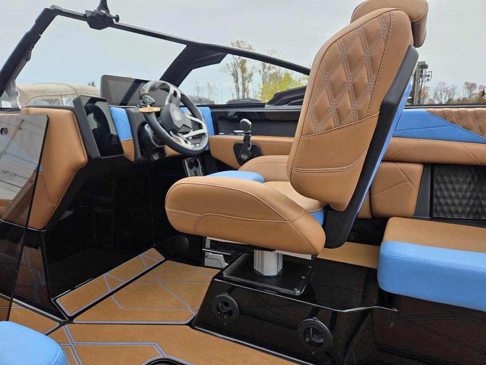 Malibu M230 2025 alt