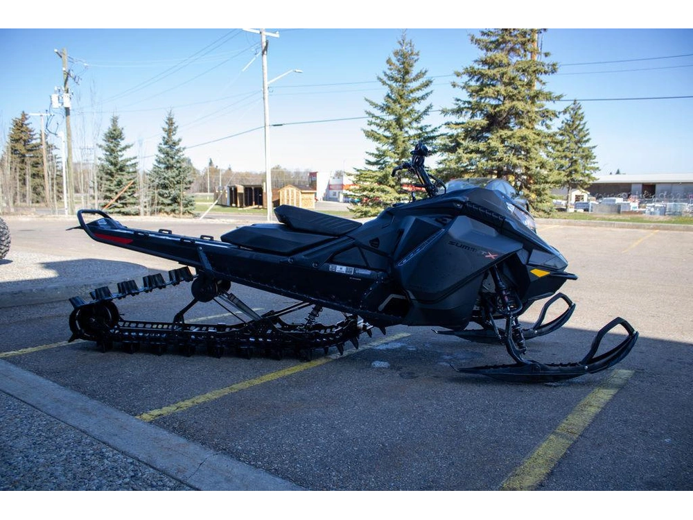 2022 Ski-doo 850 E-tec® alt
