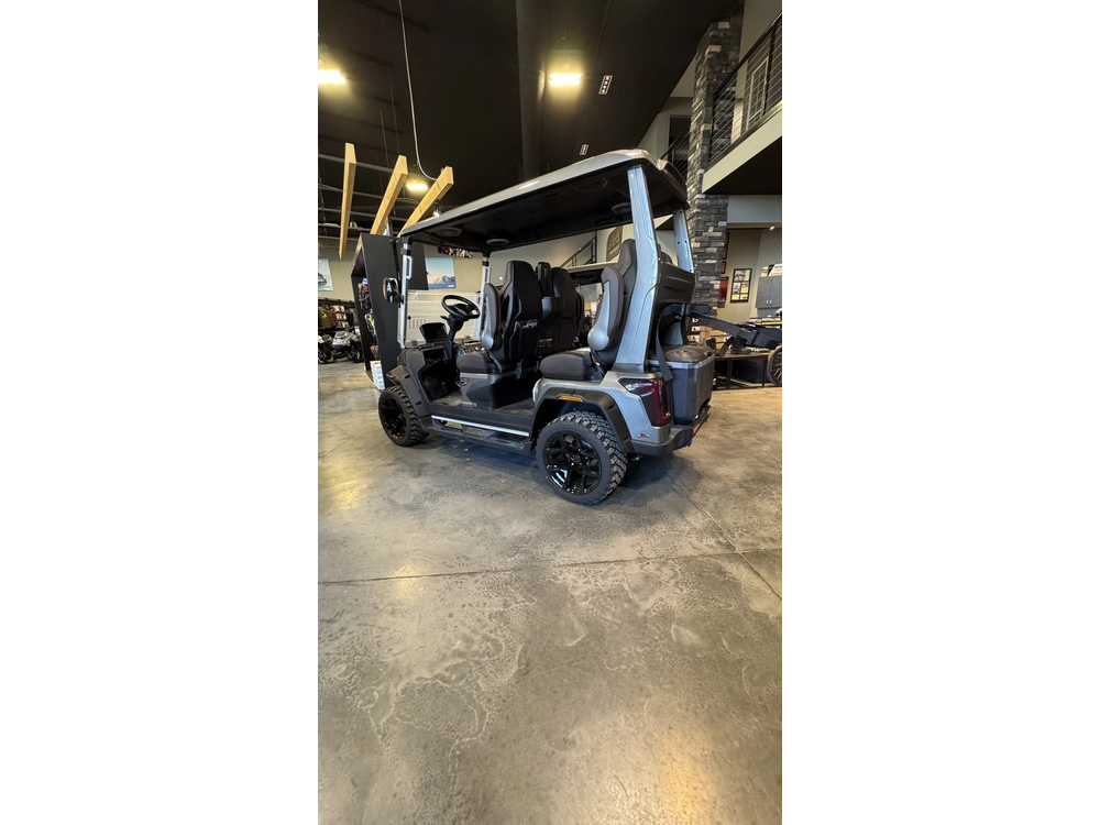 2026 Hdk D-max Xt4 alt