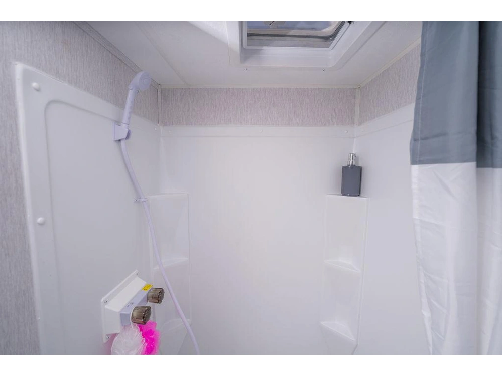 2024 Forest River Stealth Evo 176bhle alt