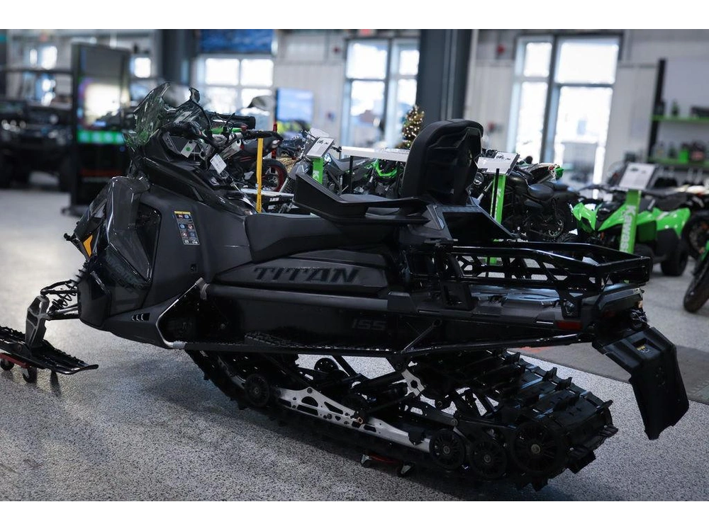 2025 Polaris 650 Titan Adventure 1.8 alt
