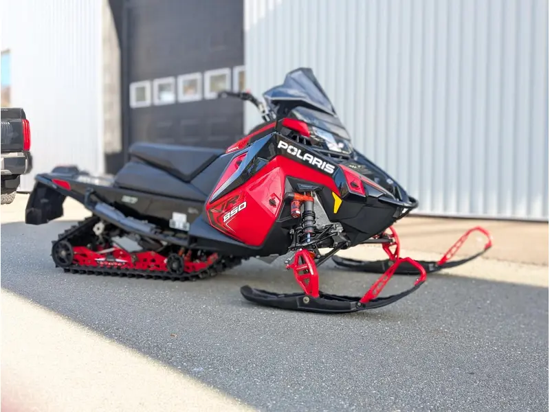 2026 Polaris 850 INDY VR1 137 DYNAMIX EDITION Snowmobile - (ski-doo - bombardier)