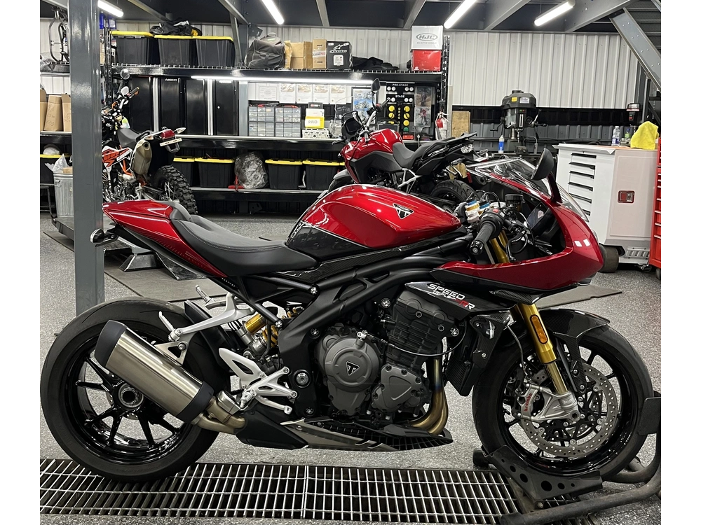 Triumph Speed Tripple 1200 Rr 2023 alt