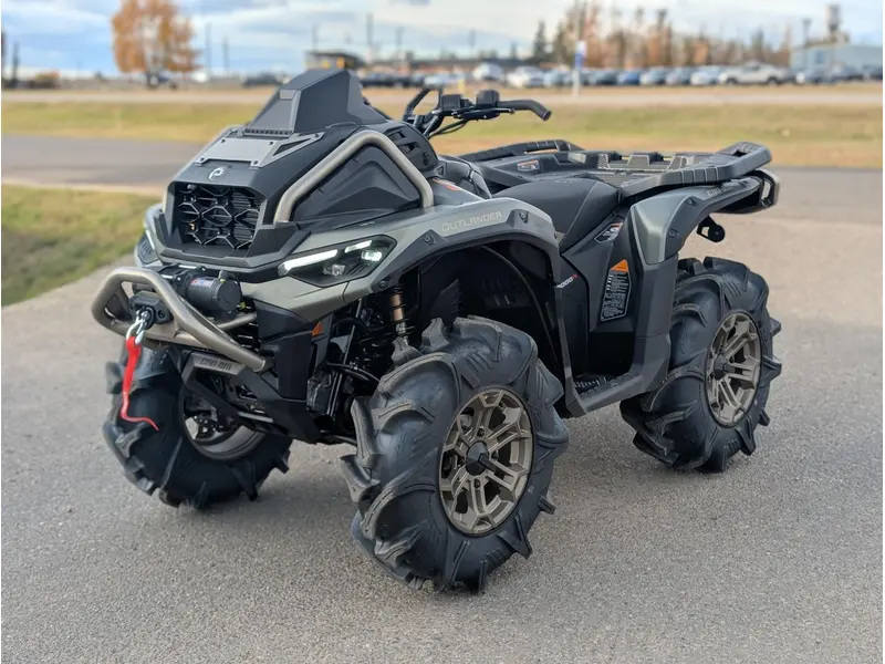 2026 Can-Am Outlander X mr 1000R Loft Green