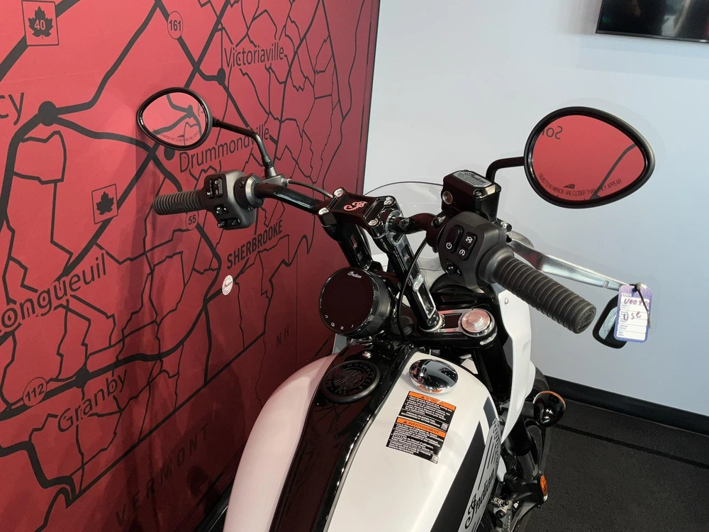 2024 Indian Motorcycle Sport Chief alt