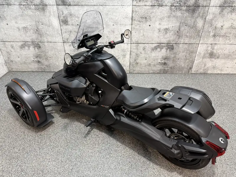 2023 Can-Am Ryker Sport 900 ACE | Valise