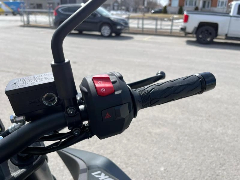 Suzuki Gsx-8s 2025 alt