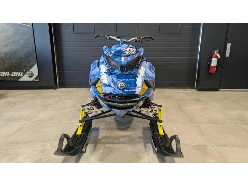 Ski-Doo SUMMIT X 850 2017
