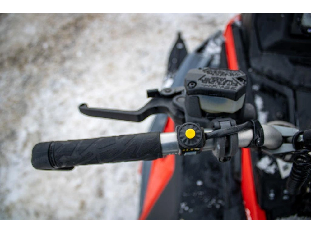 2024 Polaris 850 Pro Rmk Slash 155 Indy Red alt