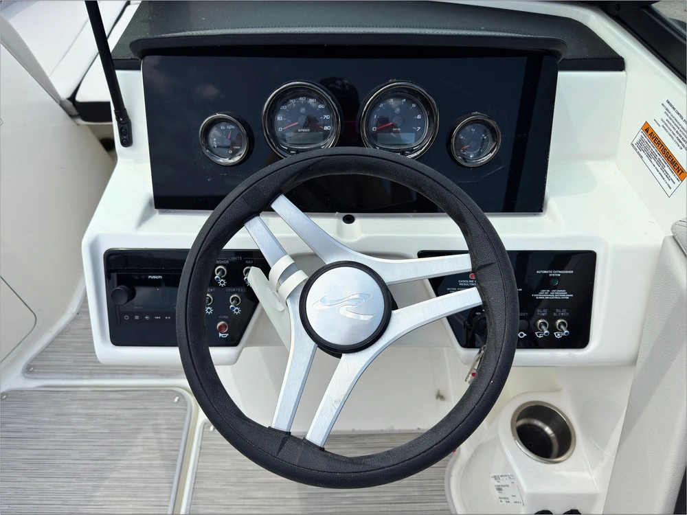 2023 Sea Ray Spx 190 alt