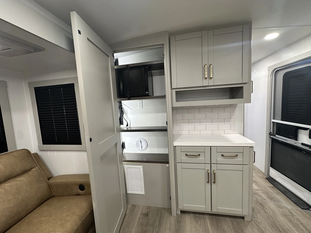 Brinkley Rv Z-air 285 2025 alt