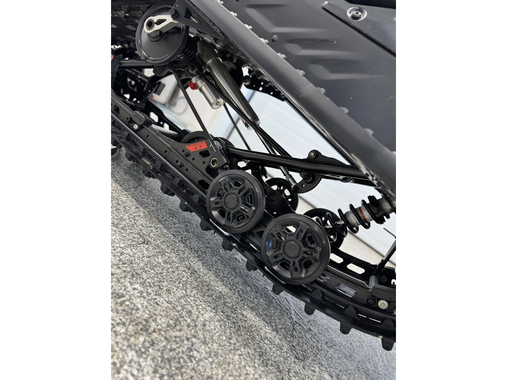 2024 Ski-doo Renegade X 900 R alt