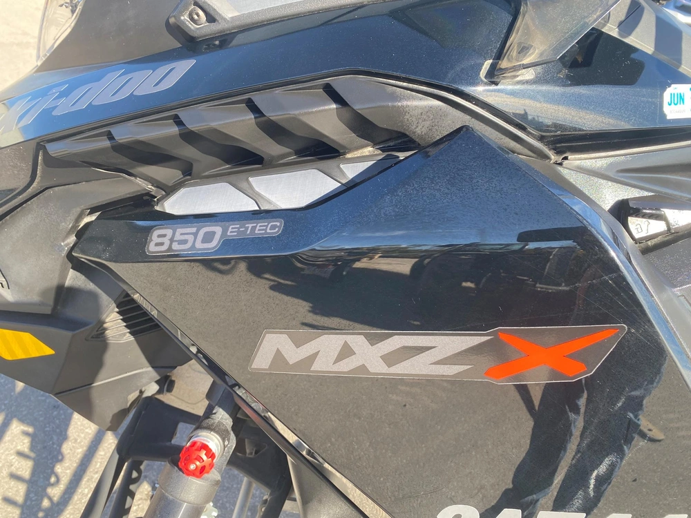 2024 Ski-doo Mxz X 850 alt