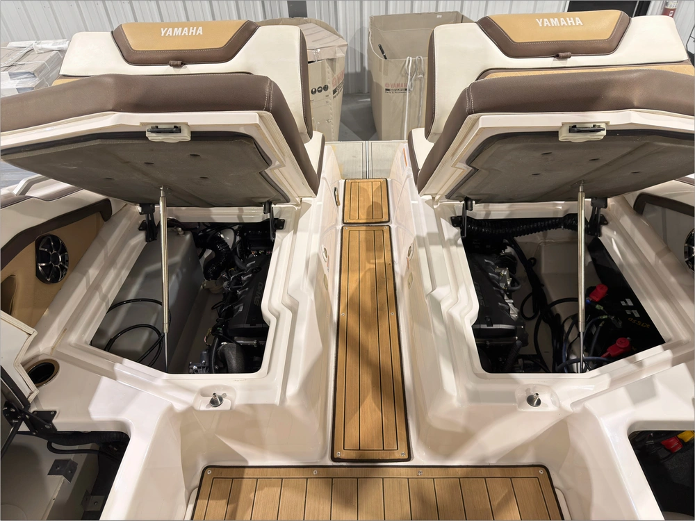 2021 Yamaha 275sd No Luxury Tax* alt