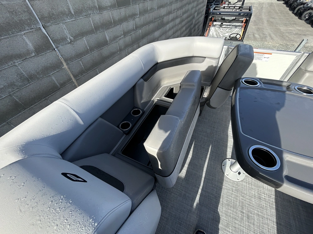 2025 Princecraft Vectra 23 Rl Pearl Tri-toon 150xl alt