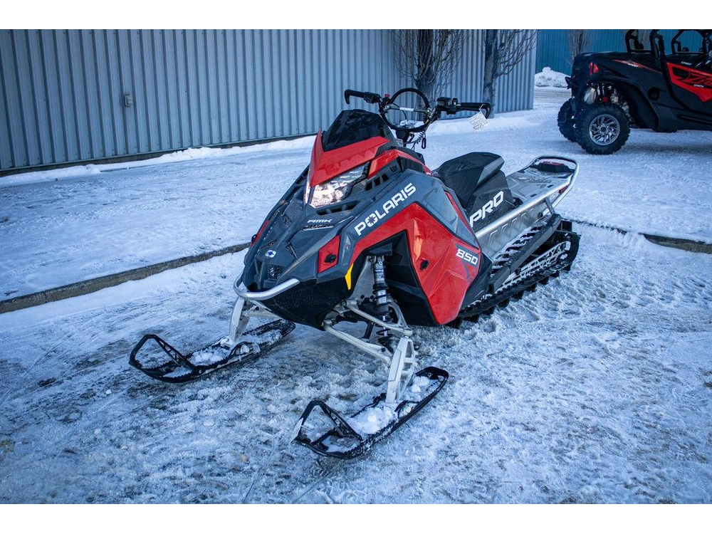 2024 Polaris 850 Pro Rmk Slash 155 Indy Red alt