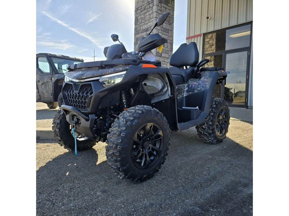 2025 Cfmoto Cforce 800 Touring alt