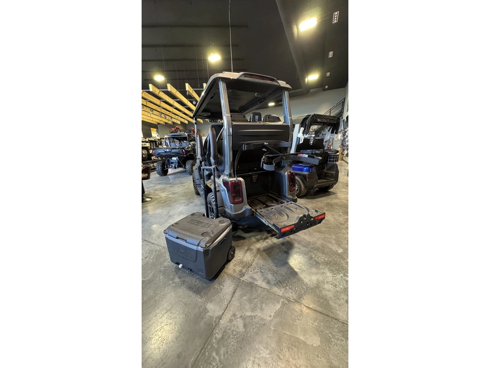 2026 Hdk D-max Xt4 alt