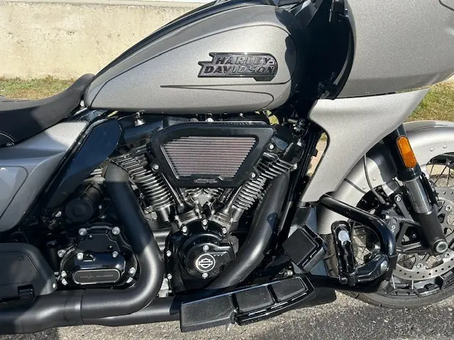 Harley-Davidson CVO Road GlideFLTRXSE 2023