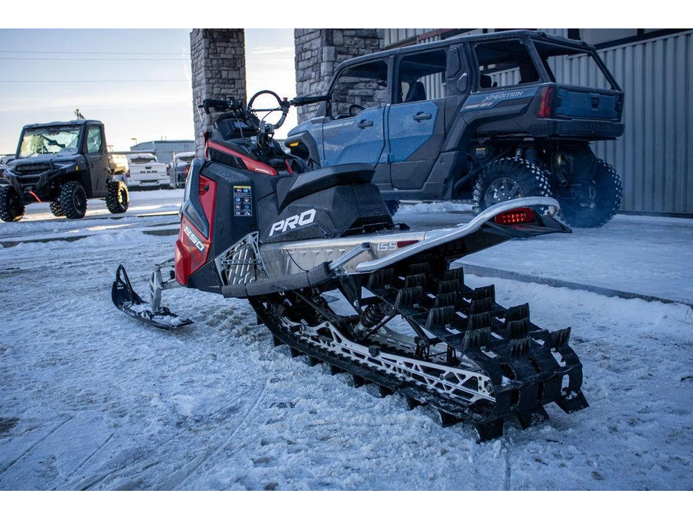 2024 Polaris 850 Pro Rmk Slash 155 Indy Red alt