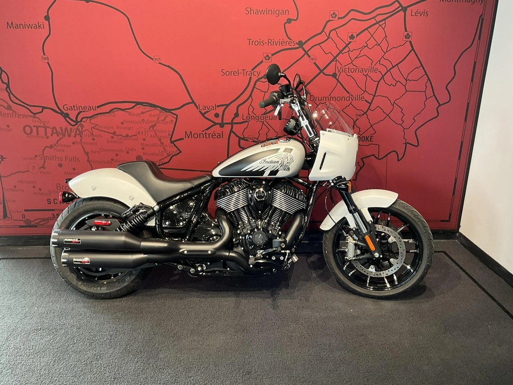 2024 Indian Motorcycle Sport Chief alt