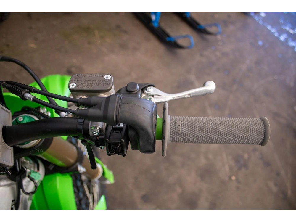 2025 Kawasaki Kx250 alt