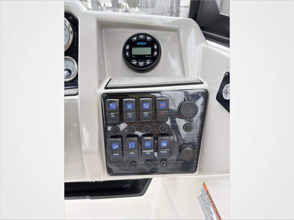 2023 Starcraft Svx Io 210 Clearance Priced alt