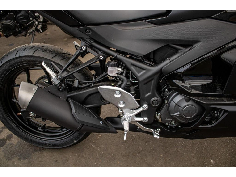 2025 Yamaha Yzf-r3 Abs alt