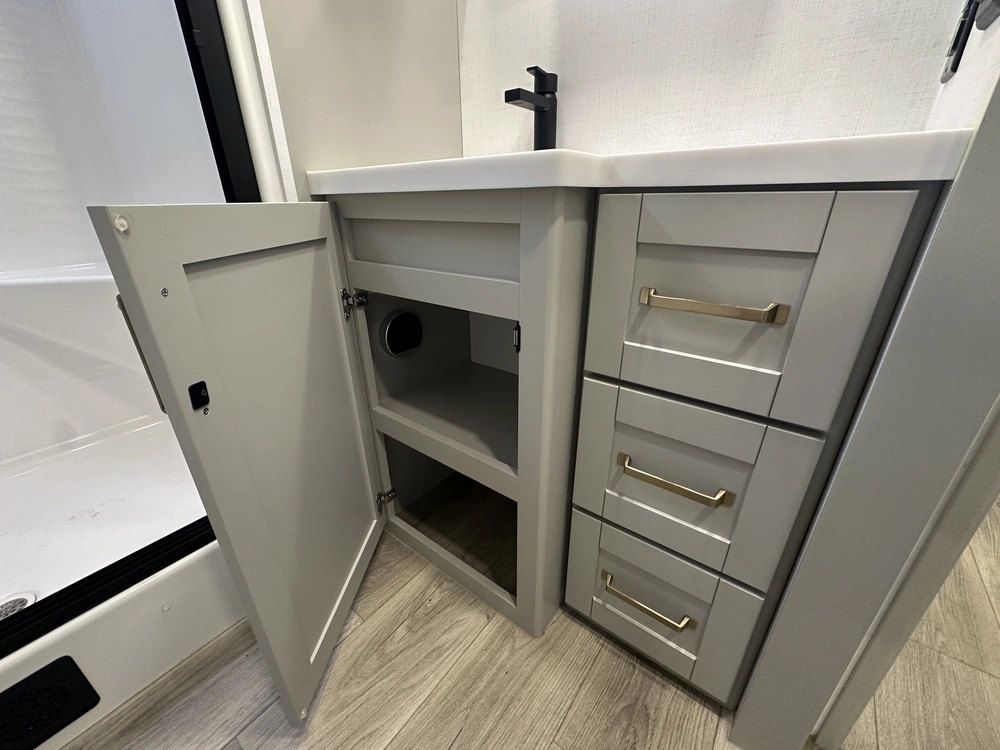 Brinkley Rv Z-air 285 2025 alt