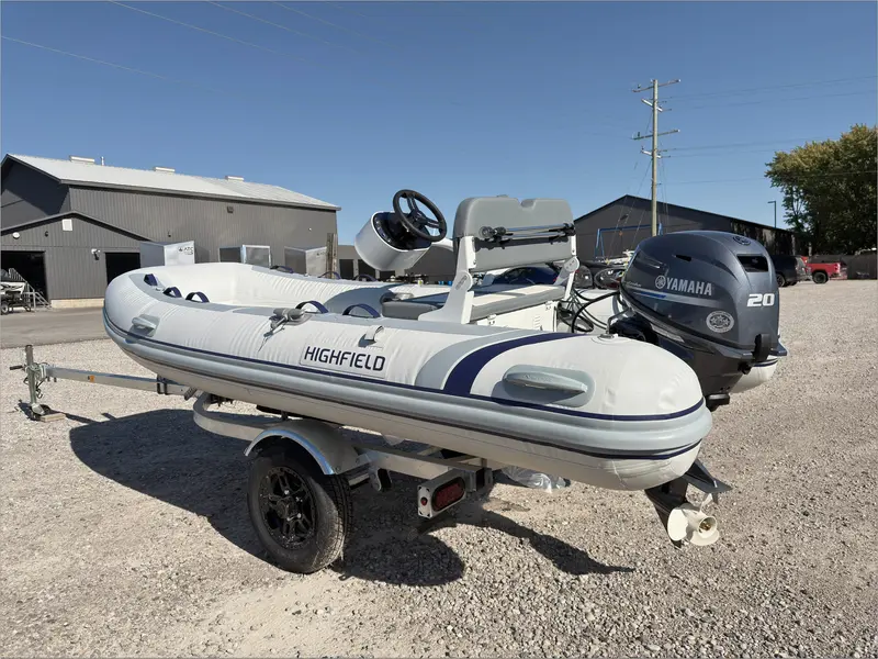 2023 Highfield CL360