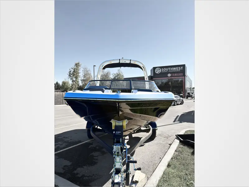 Yamaha 195S 2025