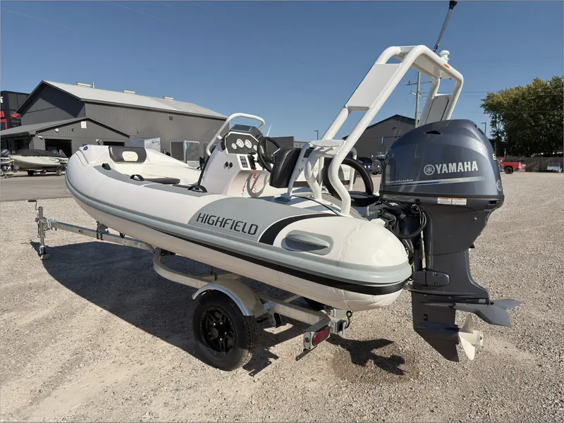 2023 Highfield SP390