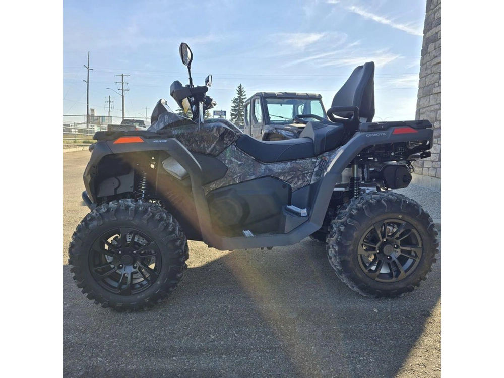 2025 Cfmoto Cforce 800 Touring alt