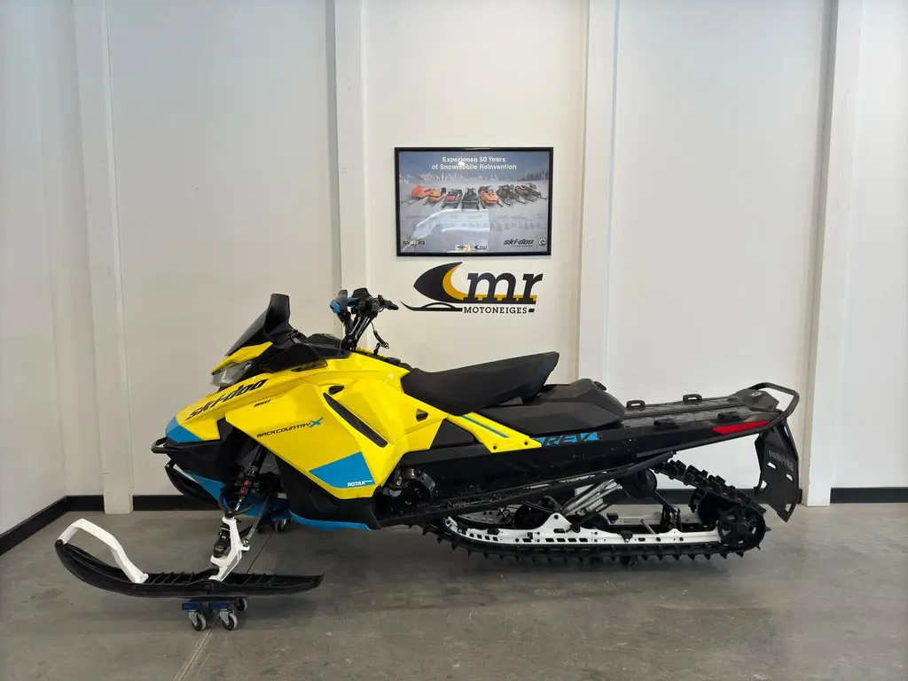Ski-Doo BACKCOUNTRY X 2020