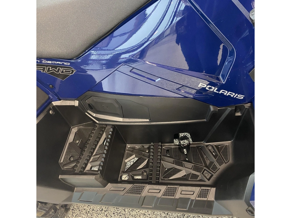 2025 Polaris Sportsman Touring 570 Premium alt