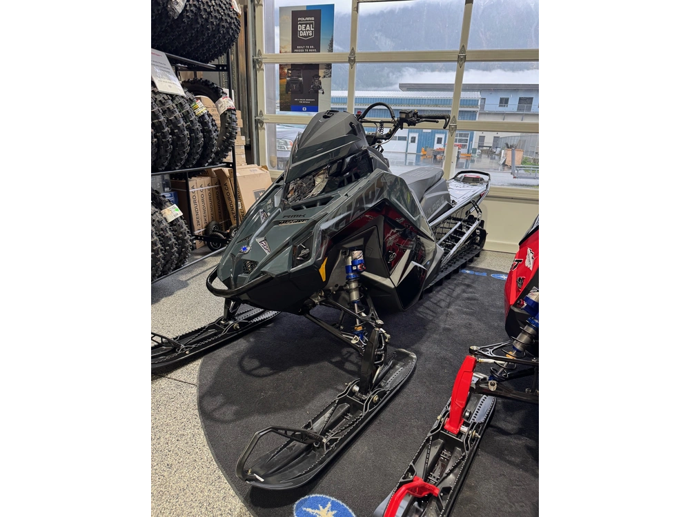 2026 Polaris Sno-26 Boost Rmk Khaos 155 Patriot Boost - Gloss Black / Blue Dusk alt