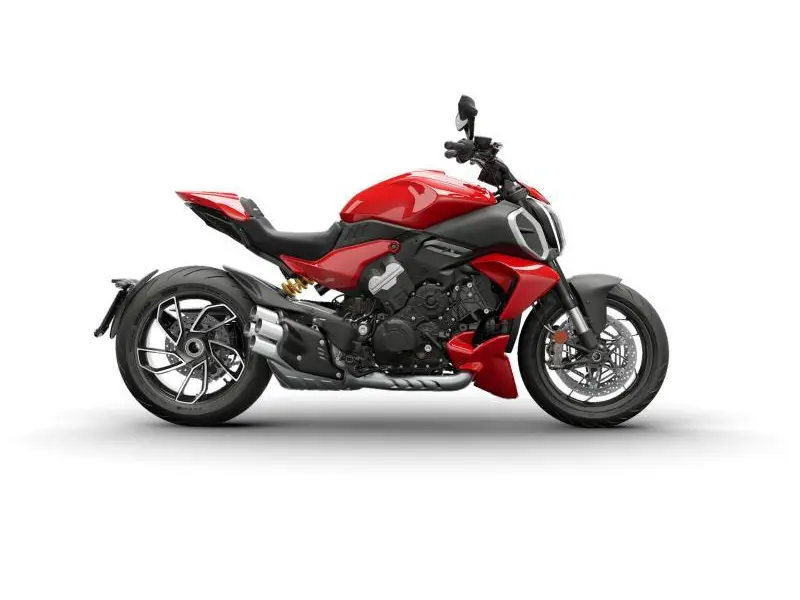 2026 Ducati Diavel V4