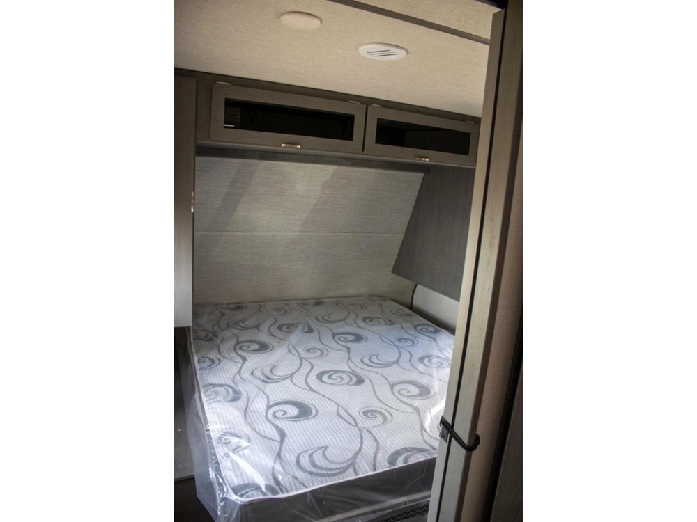 2025 Forest River Ozark 2690bhl-98 alt