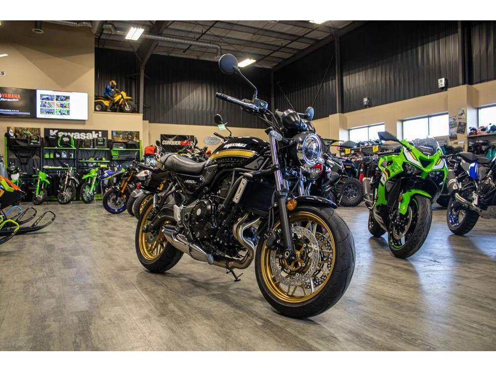 2025 Kawasaki Z650rs alt