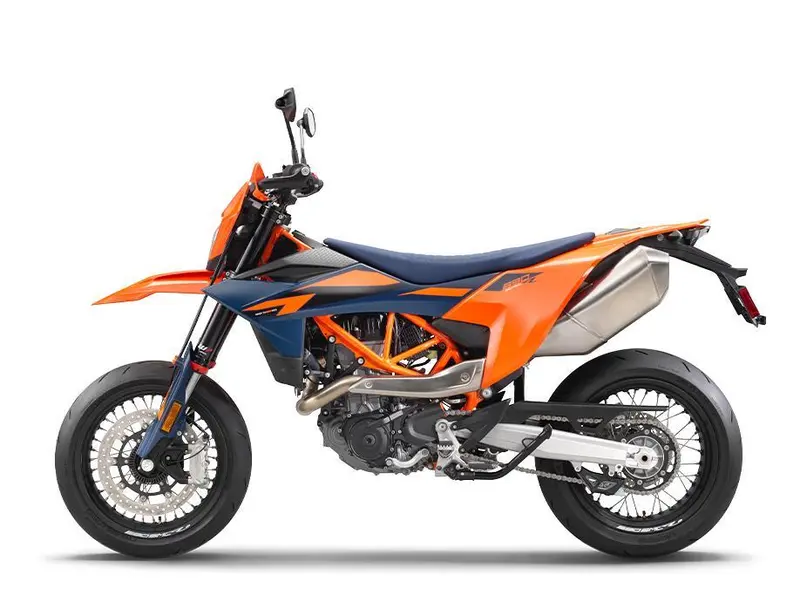 2026 KTM 690 SMC R