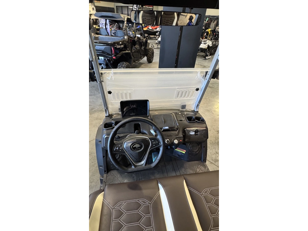 2026 Hdk D-max Xt4 alt